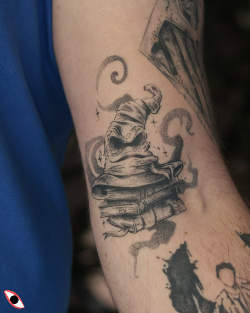 tatuaż tiara przydziału harry potter magia kapelusz