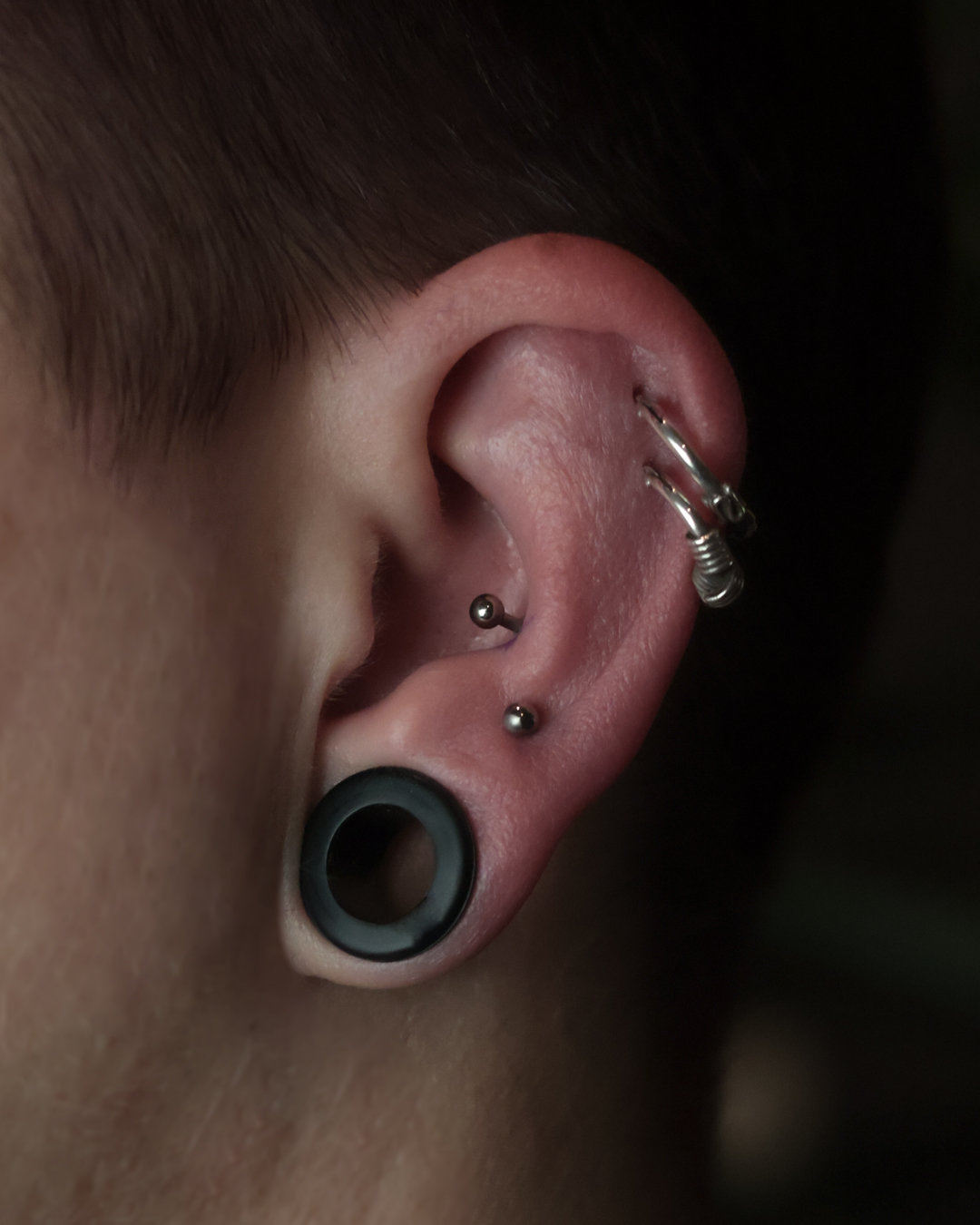 piercing kolczyk ucho